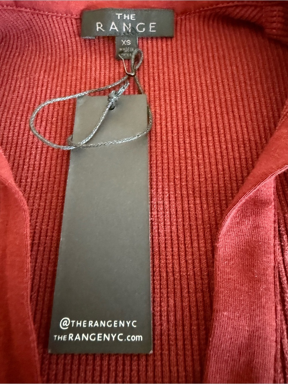 THE RANGE Micro Ribbed Cropped Polo - Berry - NEW W/ TAGS - XS - Picture 7 of 8